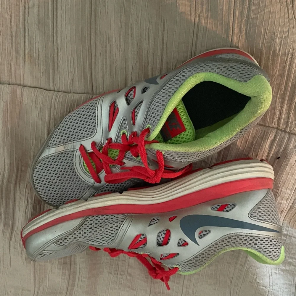 Nike dual fusion sneakers - Picture 2 of 6